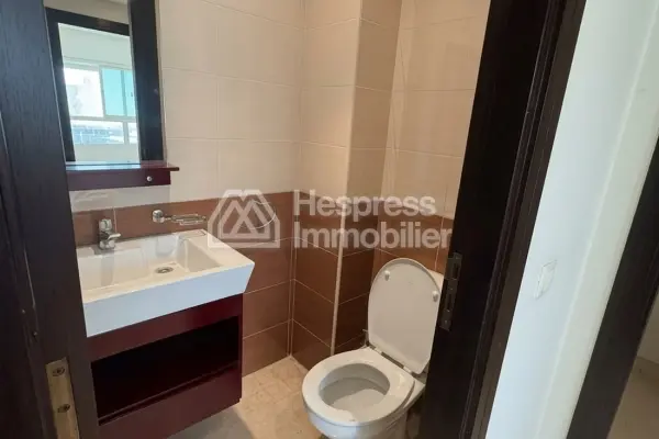 Furnished 2-bedroom apartment for 7000 dh