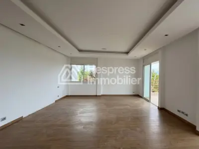 Superb villa for rent, 52,000 dhs, long-term rental, golf course frontage ️