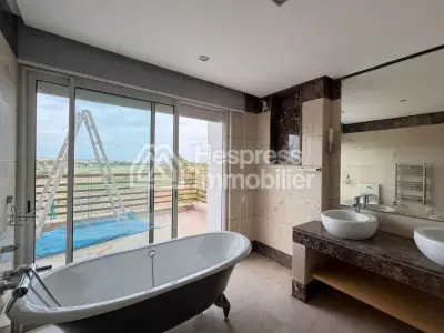 Superb villa for rent, 52,000 dhs, long-term rental, golf course frontage ️