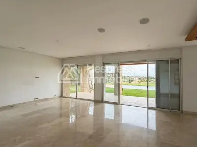 Superb villa for rent, 52,000 dhs, long-term rental, golf course frontage ️