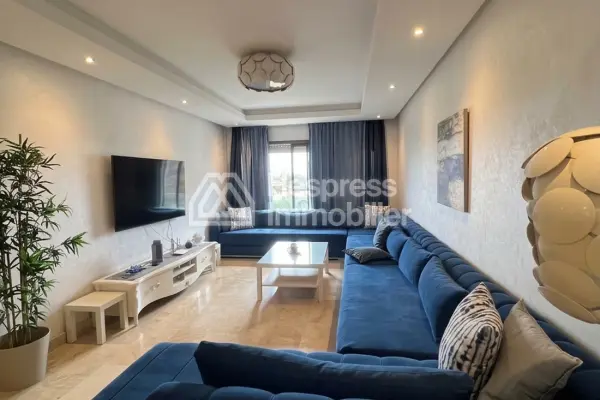 Luxurious 3-bedroom apartment with no overlooking neighbors.