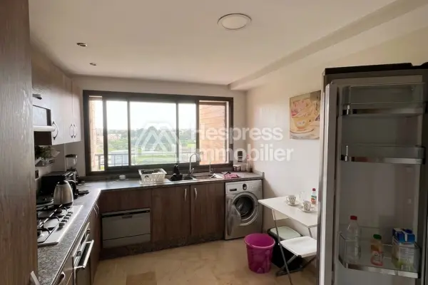 Luxurious 3-bedroom apartment with no overlooking neighbors.
