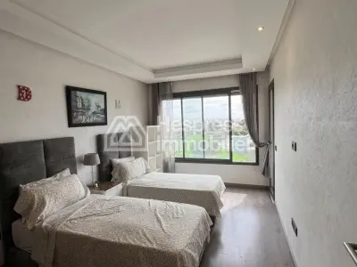 Luxurious 3-bedroom apartment with no overlooking neighbors.