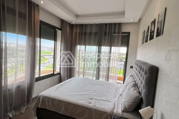 Luxurious 3-bedroom apartment with no overlooking neighbors.