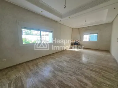 Villa for rent in Cil