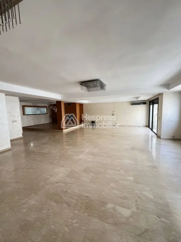 Appartement luxueux 4 chambre
