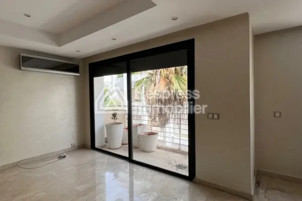 Luxury 4-bedroom apartment