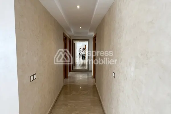 Luxury 4-bedroom apartment