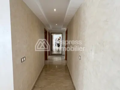 Appartement luxueux 4 chambre