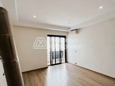 Appartement luxueux 4 chambre