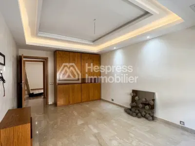 Appartement luxueux 4 chambre