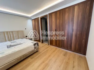 Appartement sobre moderne sans vis à vis à louer