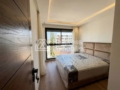 Appartement sobre moderne sans vis à vis à louer