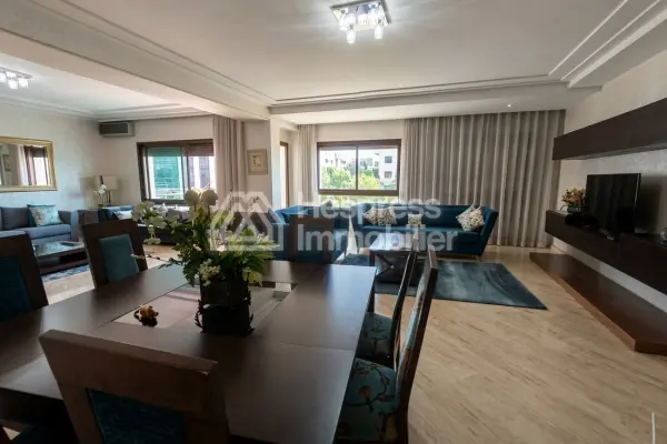 Bel Appartement à côté de Molière Palmier à louer