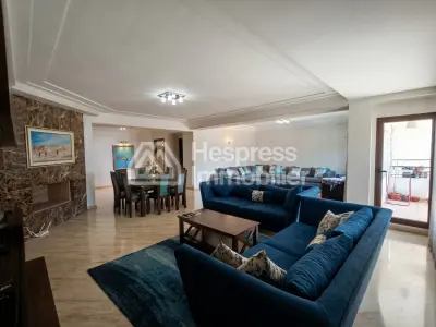 Bel Appartement à côté de Molière Palmier à louer