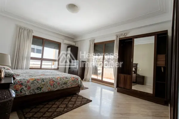 Beautiful apartment next to Molière Palmier for rent