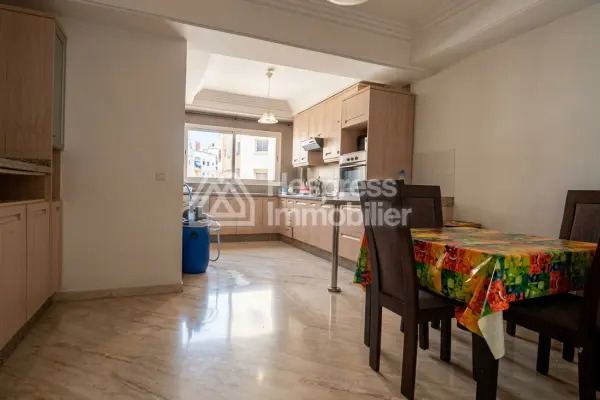 Beautiful apartment next to Molière Palmier for rent