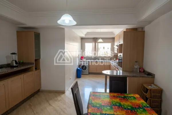 Beautiful apartment next to Molière Palmier for rent