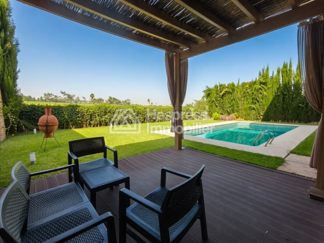 Villa with golf course view in Ville verte for rent