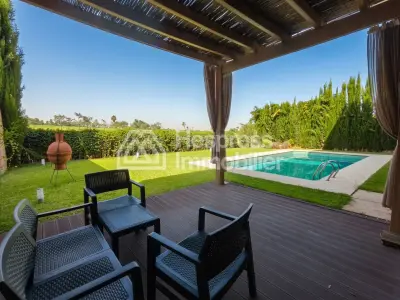 Villa with golf course view in Ville verte for rent