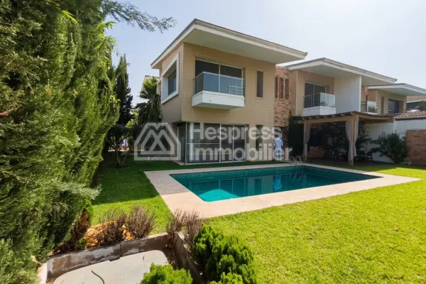 Villa with golf course view in Ville verte for rent