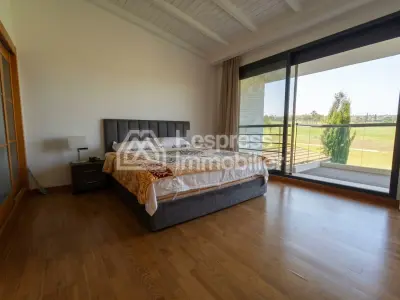 Villa with golf course view in Ville verte for rent