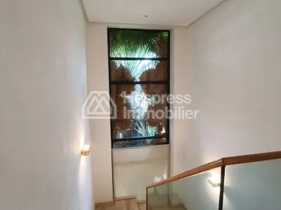 Villa with golf course view in Ville verte for rent