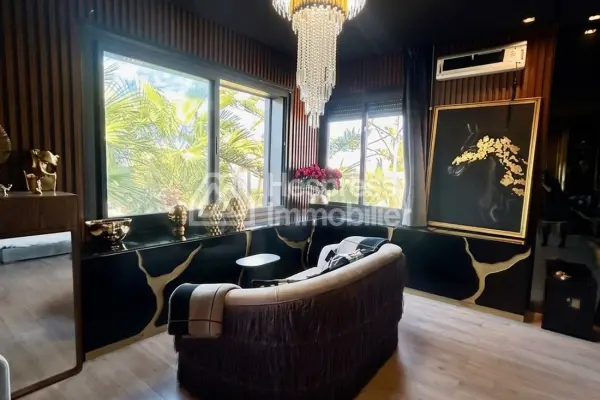 Villa exceptionnelle en résidence à vendre