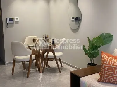 Bel appartement avec balcon vue dégagée à louer