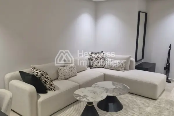 New furnished studio apartment, central location
