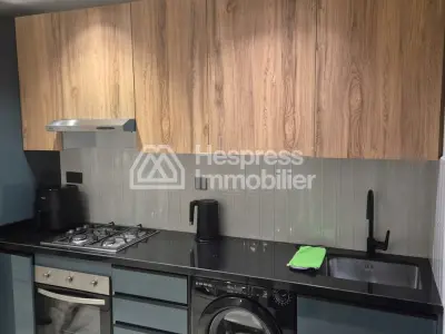 New furnished studio apartment, central location