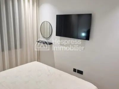 New furnished studio apartment, central location
