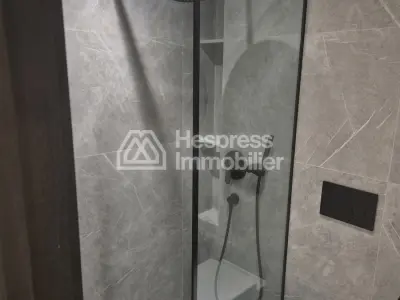 New furnished studio apartment, central location