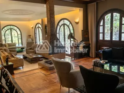 Villa for sale in Californie next to Amoud