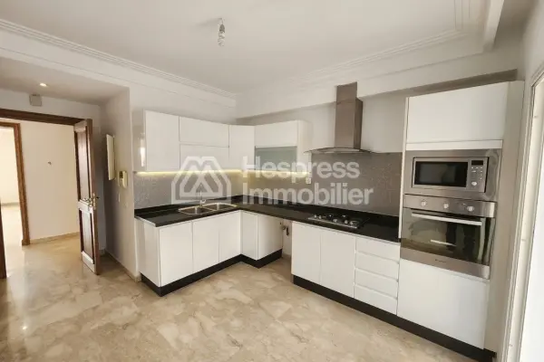 Bel appartement moderne à vendre plein Racine