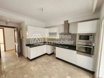 Bel appartement moderne à vendre plein Racine