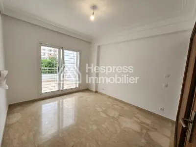 Bel appartement moderne à vendre plein Racine