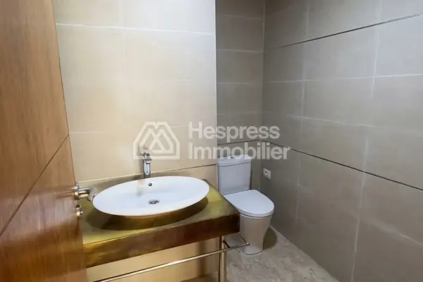 Clean apartment in a gated community for rent