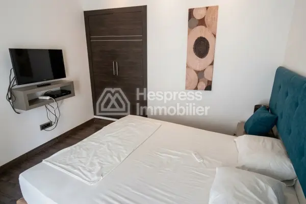 Modern studio apartment Racine for sale with courtyard