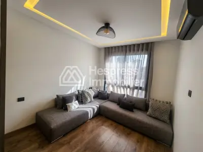 Appartement ensoleillé VIDE à louer plein CFC