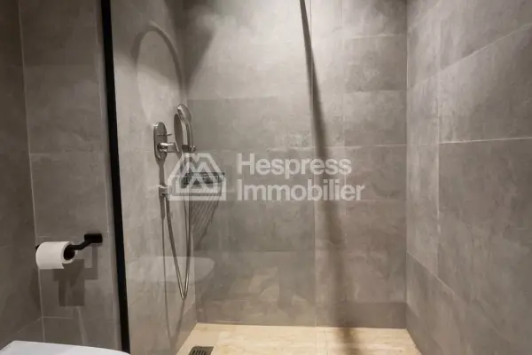 Studio Neuf à la vente meublé avec salle de sport