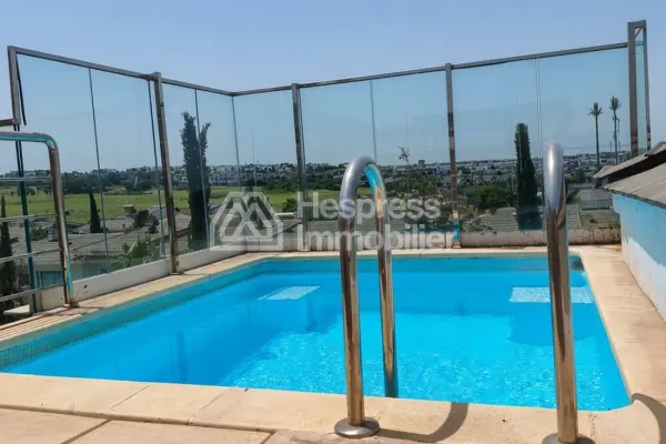 Beautiful apartment with unobstructed views and a private rooftop pool