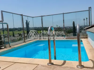 Bel Appart vue dégagée avec rooftop piscine privée