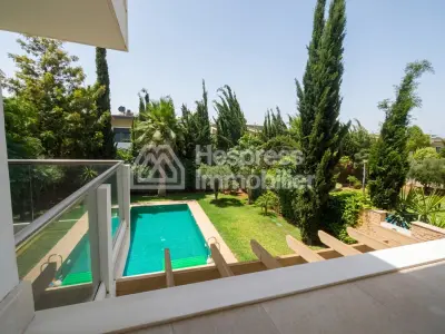 Bel Appart vue dégagée avec rooftop piscine privée