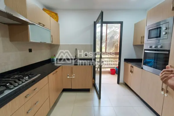 Beautiful apartment with unobstructed views and a private rooftop pool