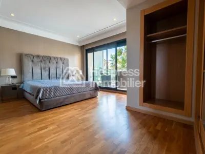Bel Appart vue dégagée avec rooftop piscine privée