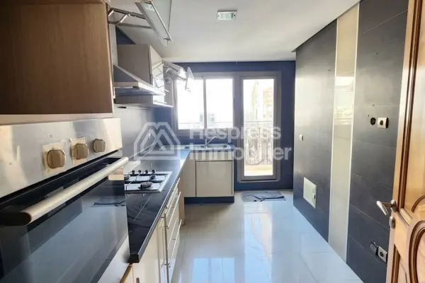 Sunny apartment Racine for sale
