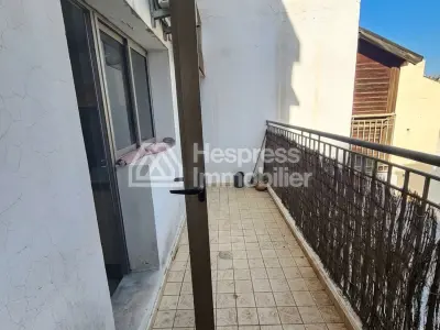 شقة مشمسة راسين للبيع