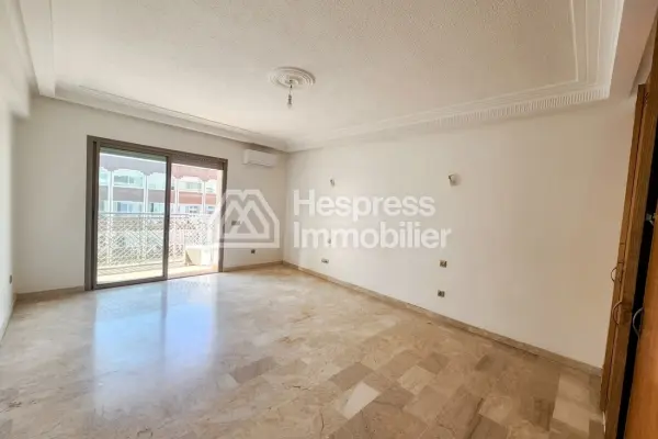 Sunny apartment Racine for sale