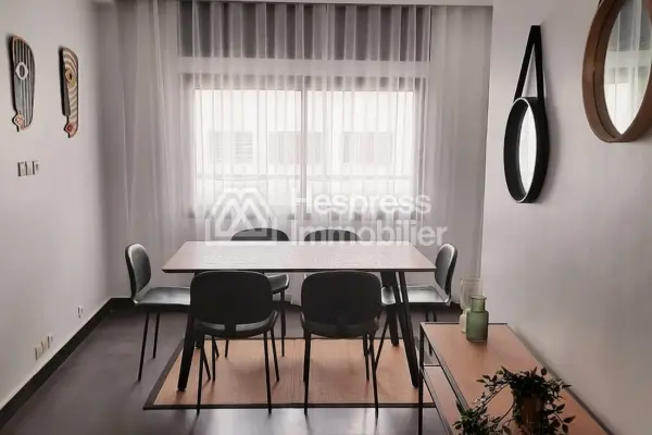Modern 2-suite apartment in Plein Racine for rent